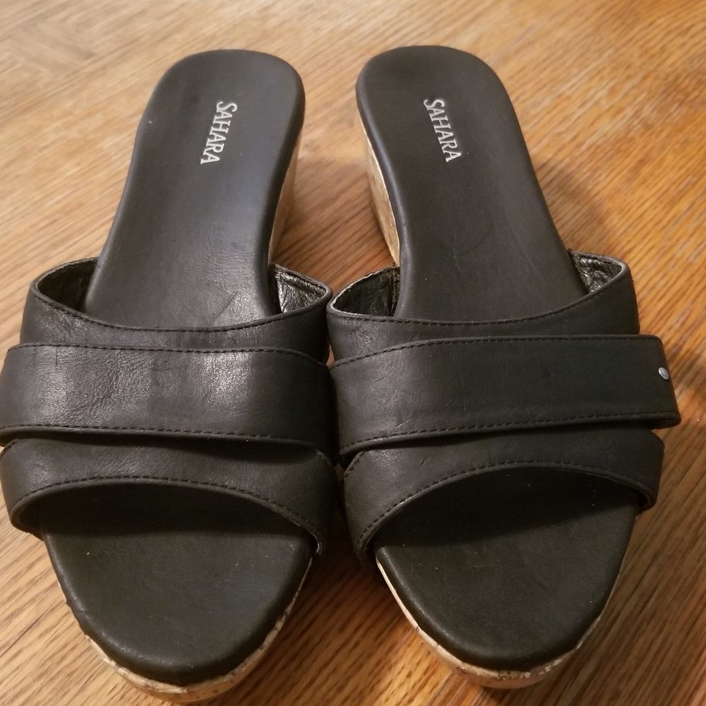 Sahara Wedge Sandal Size 9